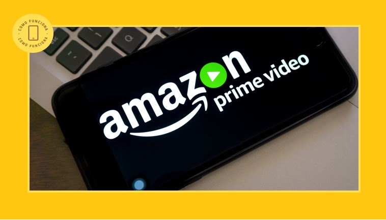 Assinar Amazon Prime Video sem cartão - imagem de um celular com o logo do Amazon Prime Video na tela